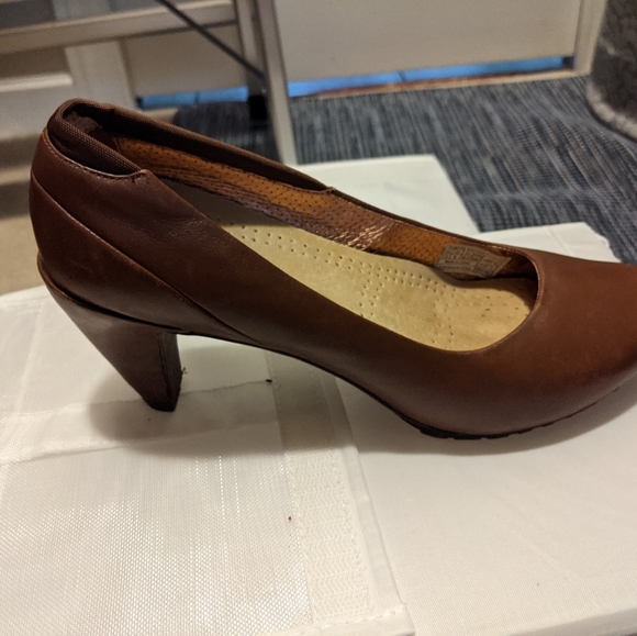 Vintage brown platform heels 8 - Picture 9 of 11